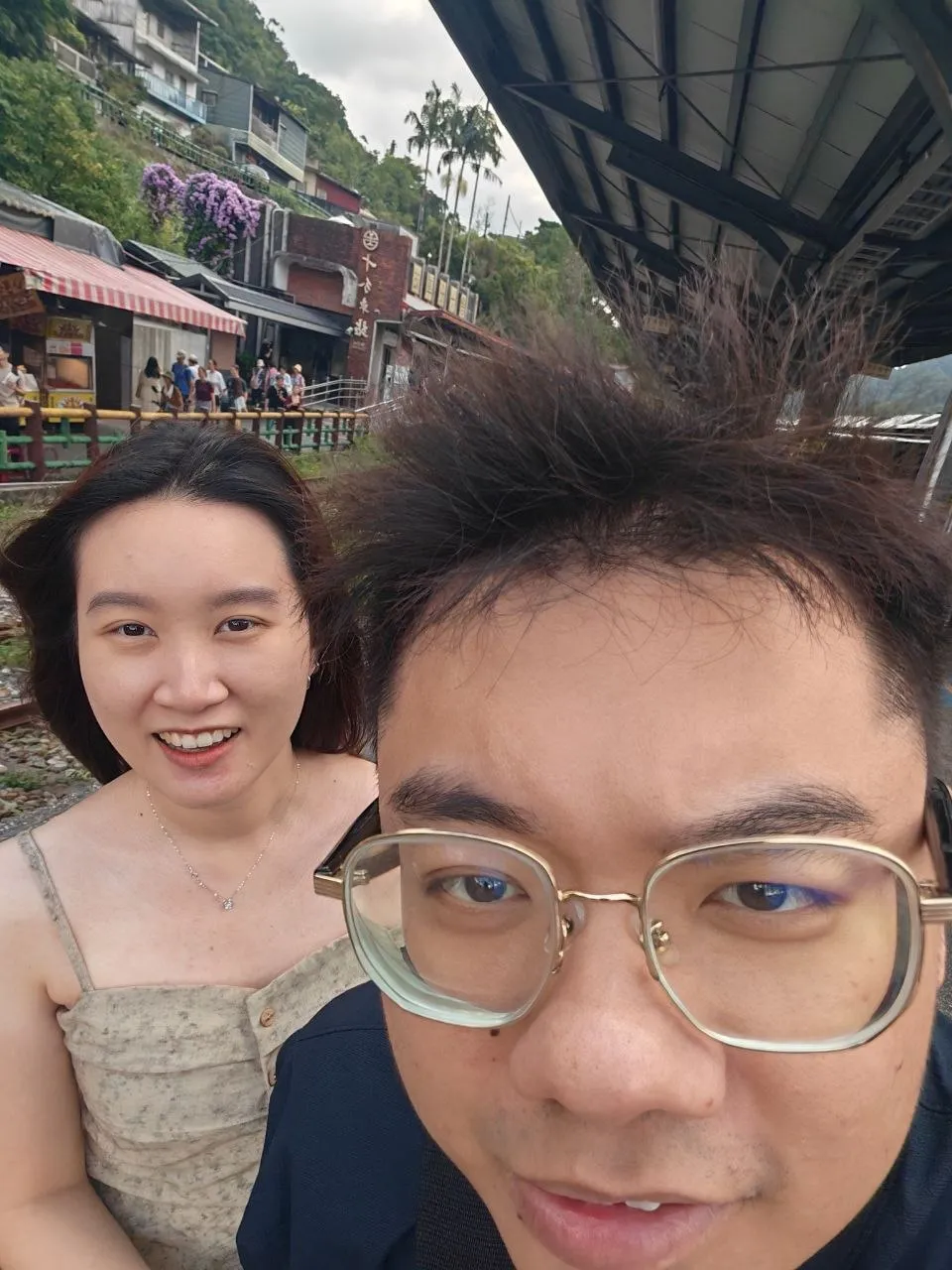 我和妻子在十分合照
